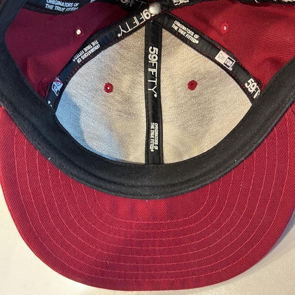 New era fitted spartan hat - Picture 3 of 4